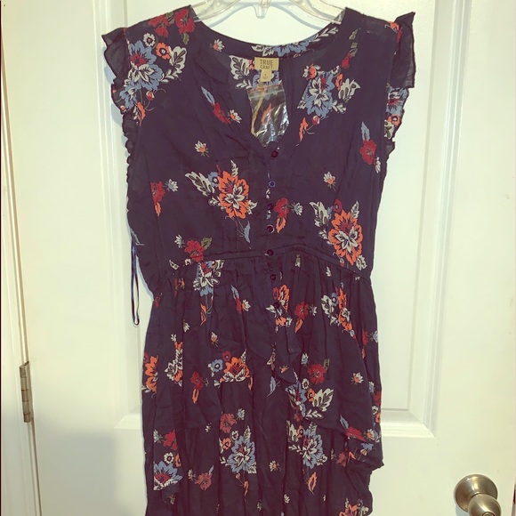 Floral high to low shirt - Picture 1 of 4